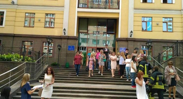 В Киеве "заминировали" Высший совет правосудия