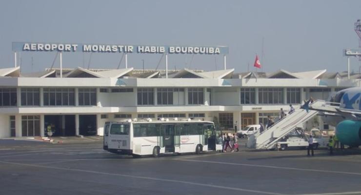Туристам пообещали сегодня еще два рейса из Туниса