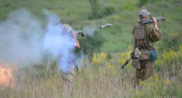 На Донбассе за сутки ранены 4 украинских военных