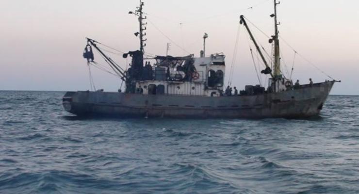 В Азовском море арестовали два судна браконьеров