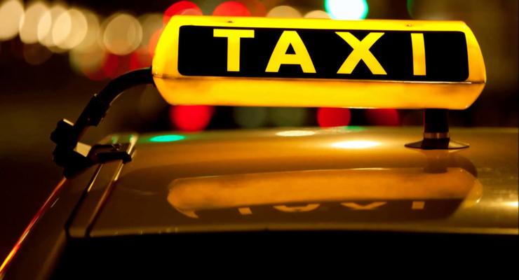 Душил таксиста и угнал авто: на Тернопольщине задержан неадекватный пассажир