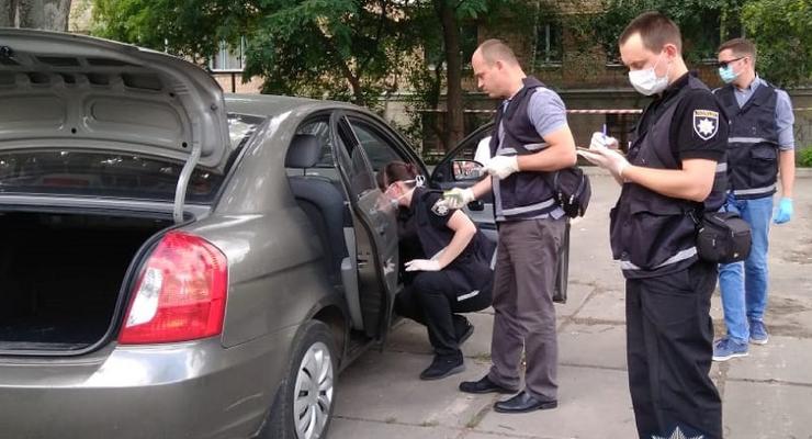 В Киеве в автомобиле нашли застреленного мужчину