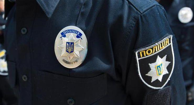 В Полтавской области полицейского ранили ножом в грудь за попытку прекратить драку
