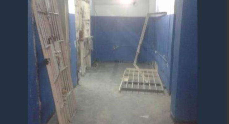 Заключенные захватили тюрьму в Венесуэле