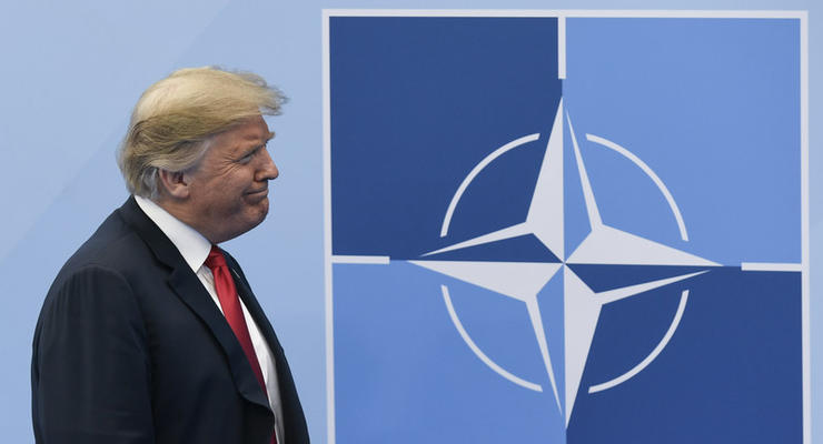 Трамп пригрозил выходом из НАТО - СМИ