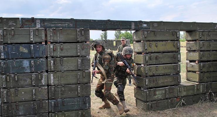 Нацгвардейцы тренируют военных из Молдовы