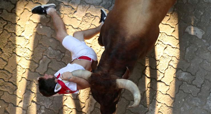В забеге быков в Испании пострадали 28 человек