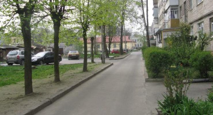 Во Львове 53-летняя женщина разбилась, выпав с 5 этажа