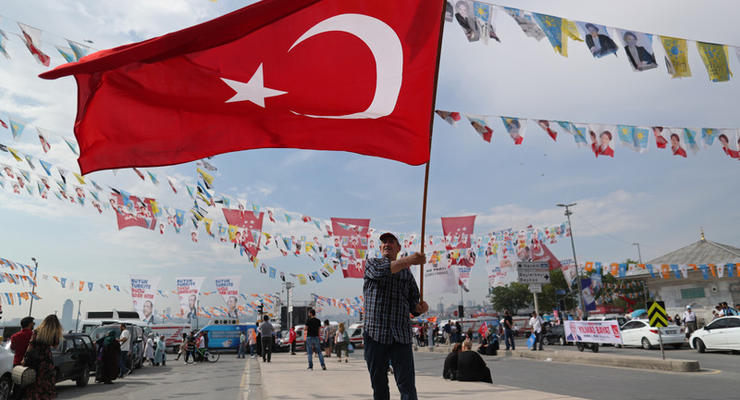 В Турции прекратил действовать режим ЧП