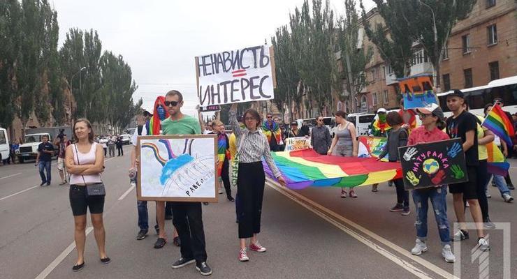 ЛГБТ-парад в Кривом Роге: тысяча полицейских охраняли 30 человек