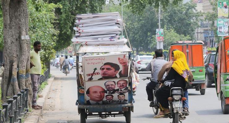 В Пакистане начались выборы в парламент