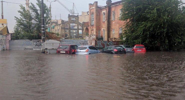 Власти Киева оправдались за потоп в столице
