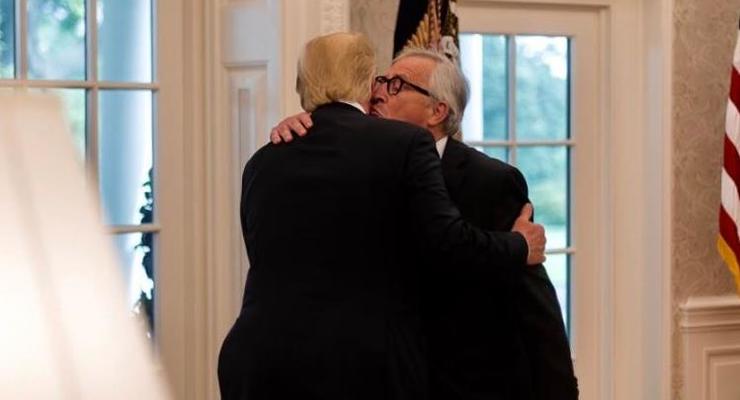 Трамп заявил о взаимной любви США и Евросоюза