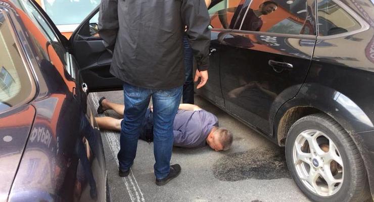 В Винницкой области на взятке задержали прокурора