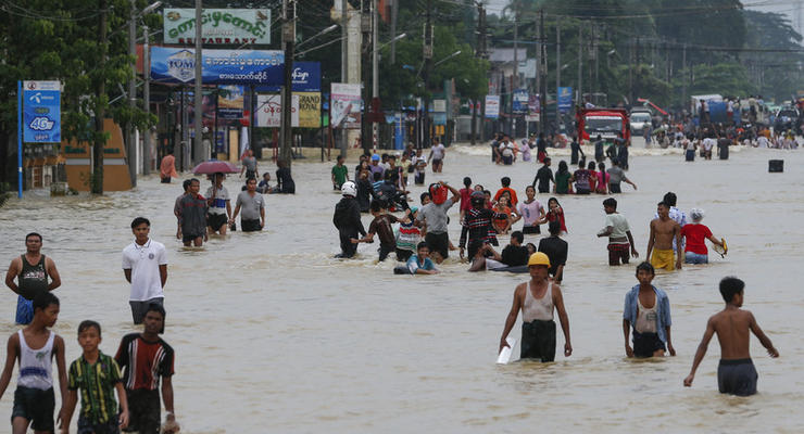 В Мьянме из-за наводнений эвакуировали более 50 тысяч человек