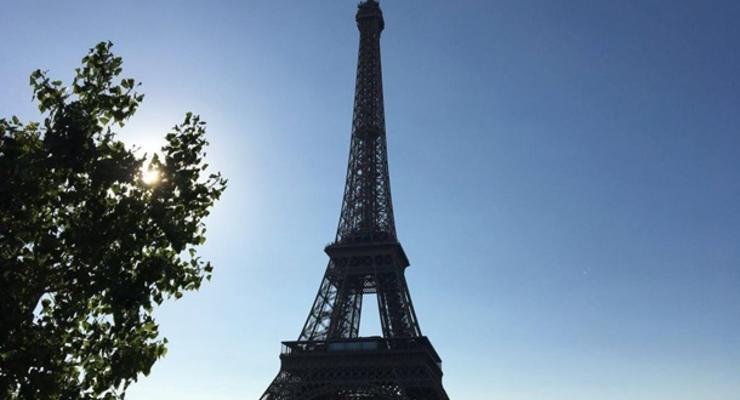 Эйфелеву башню открыли для туристов после забастовки персонала
