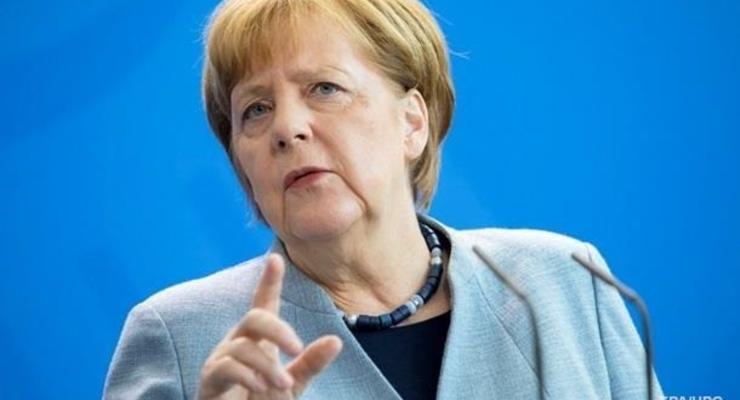 В партии Меркель потребовали ее отставки