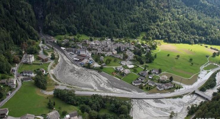 Четыре человека погибли при крушении самолета в Швейцарии