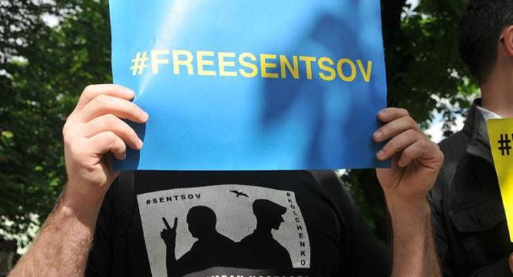 Мировые лидеры призывают Россию освободить Сенцова