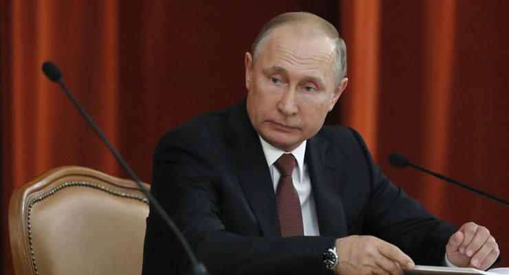 Путин назвал нелегитимными новые санкции против РФ