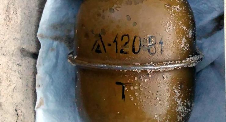 Возле дома в Харьковской области нашли гранату