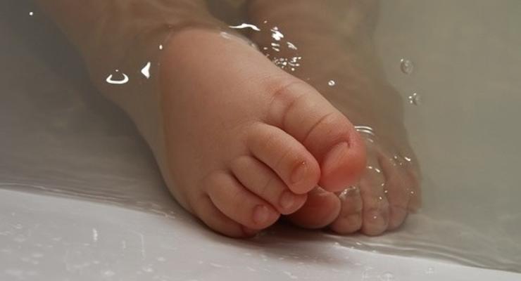 Под Харьковом мать случайно утопила дочь в ванной и пыталась покончить с собой