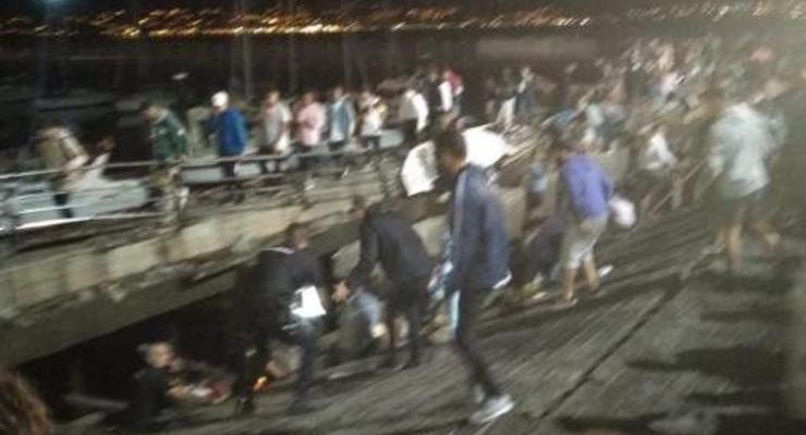 В Испании на фестивале в море рухнула платформа, 266 пострадавших