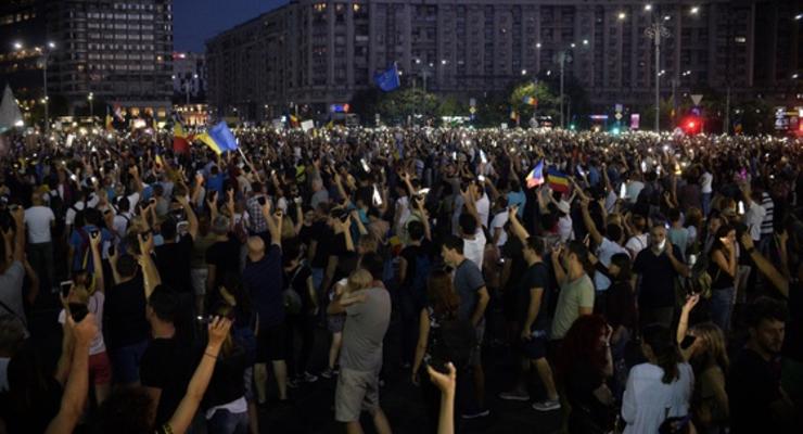 Антиправительственные протесты в Румынии набирают обороты
