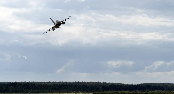 В Литве строят авиаполигон по стандартам НАТО возле границы с РФ