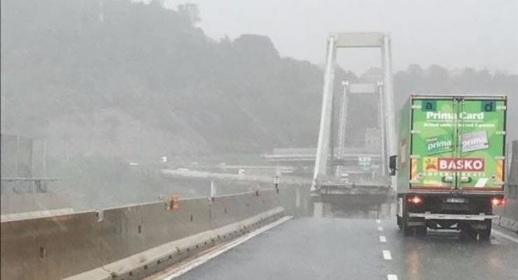 Водитель рассказал, как перед ним обрушился мост в Генуе