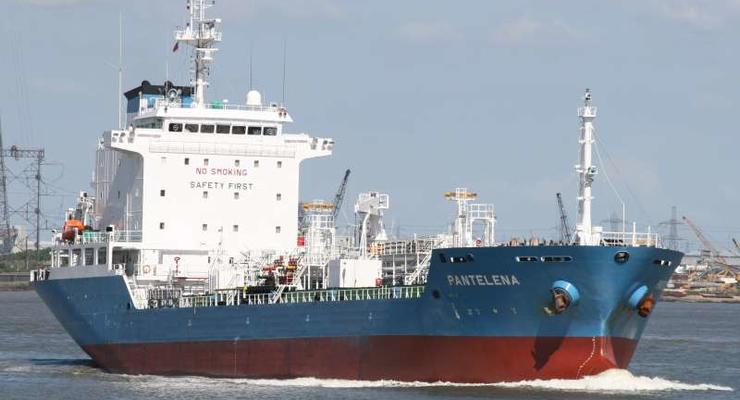У берегов Африки пропал танкер с экипажем из Грузии и РФ