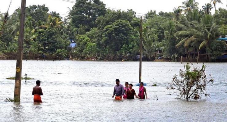 В Индии более миллиона человек покинули дома из-за наводнений