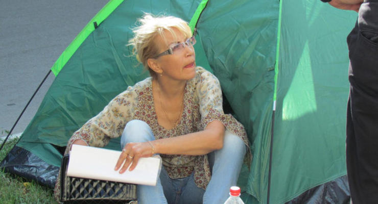 Квартирный вопрос: жительница Мариуполя объявила голодовку