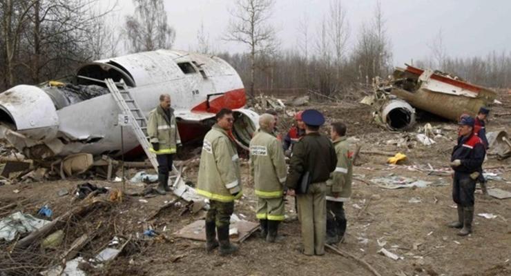 Смоленская катастрофа: РФ согласилась осмотреть обломки самолета