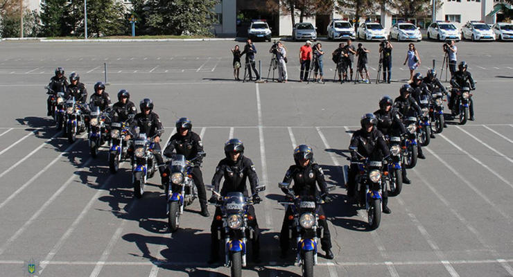 В Киеве появились полицейские на мотоциклах