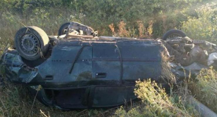 В Луганской области 17-летний водитель устроил смертельное ДТП
