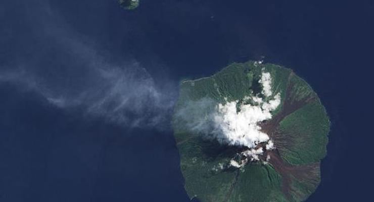 В Папуа-Новой Гвинее из-за извержения вулкана эвакуировали тысячи людей