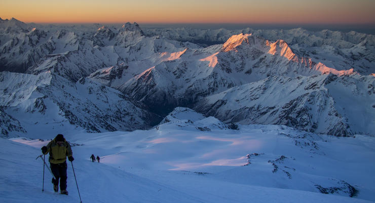 На Эльбрусе нашли тело альпинистки, пропавшей 31 год назад