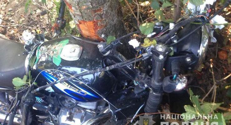 В Ровенской области разбились подростки на мотоцикле