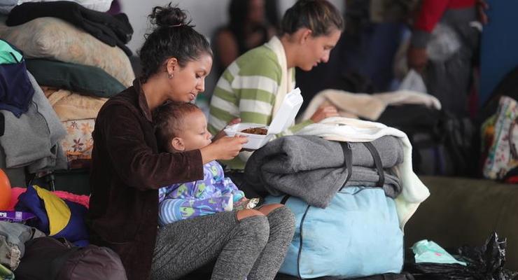 Перу ужесточило порядок въезда для беженцев из Венесуэлы