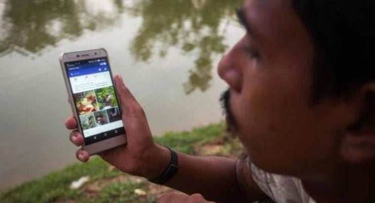 Facebook удалил аккаунты военного руководства Мьянмы