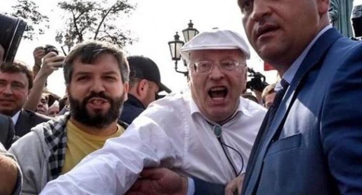 Жириновский избил участника митинга в Москве