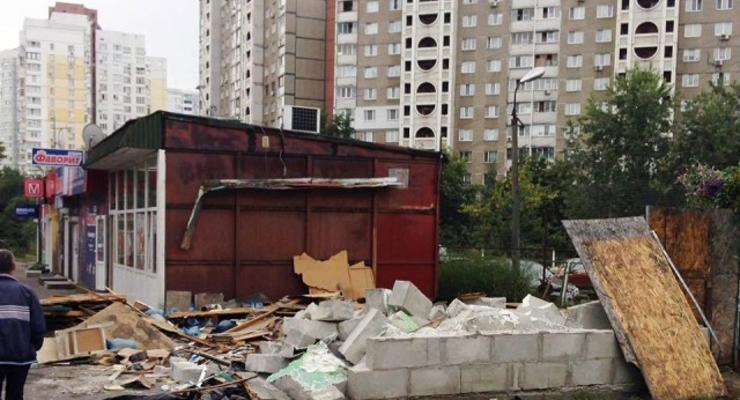 Киев "зачистили" еще от двух десятков МАФов