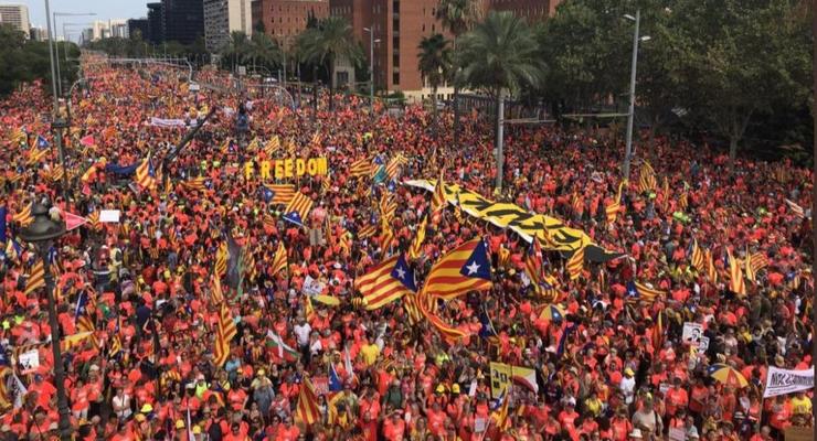 В Барселоне прошел масштабный митинг за независимость