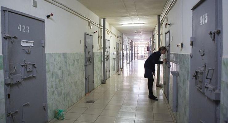 В Харьковской области в СИЗО заключенный покончил с собой