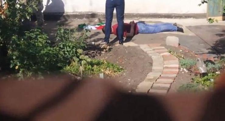 СБУ прокомментировала видео с задержанием мужчины с флагом Венгрии