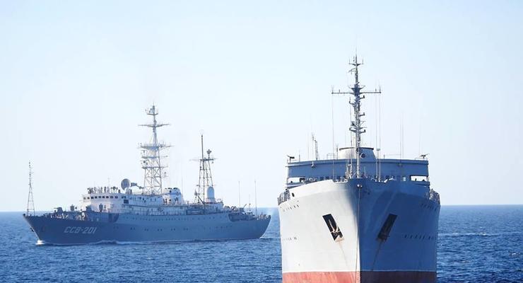 ВМС рассказали о переходе кораблей в Азовское море