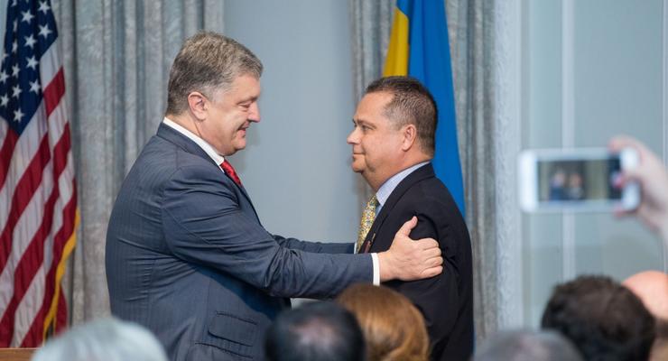 Порошенко вручил награды представителям украинской общины в США