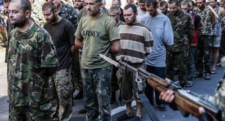 Пережившие ад: Бывшие пленники рассказали о зверствах боевиков "ЛДНР"