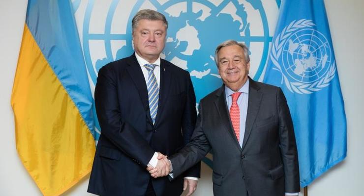 Порошенко обсудил миротворцев с генсеком ООН